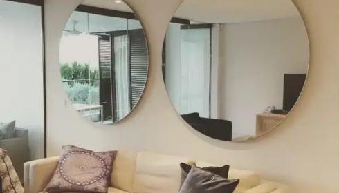Expert Solutions for Stylish Walls: Picture and Mirror Hanging Services in Melbourne
